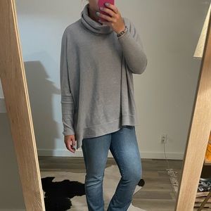 🍷SOLD🍷Cozy Turtleneck Oversized Sweater